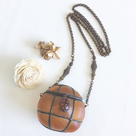Maya Handbags - Vintage: Maya ღ Evangelista Jewel Chain Resin Bag